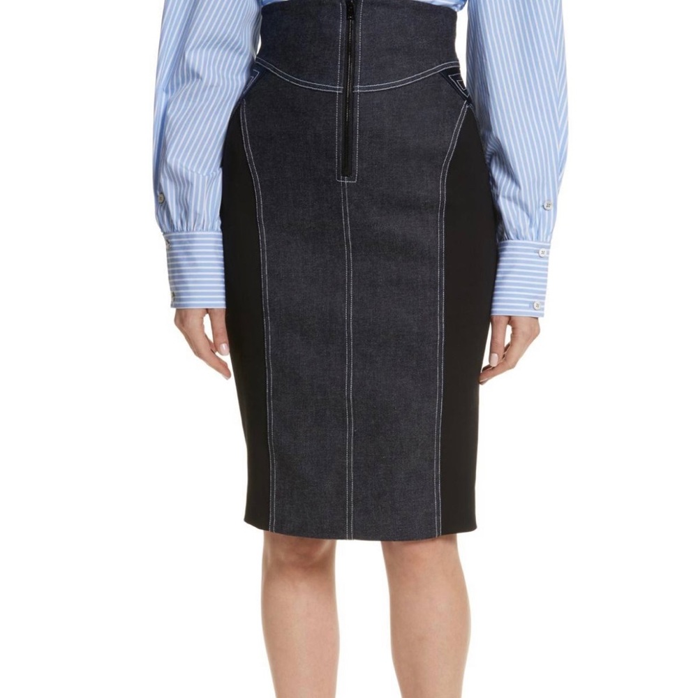 Diane von Fürstenberg, sexy denim pencil skirt with stretch-LIKE NEW! - Picture 6 of 15